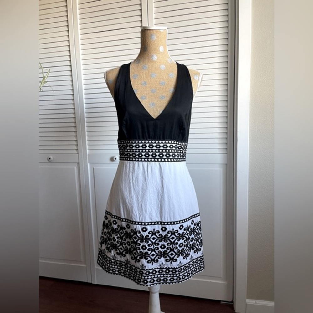 TiBi Dress in black and white Sz 8